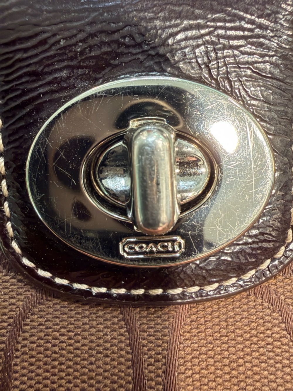 Vintage Coach Signature Brown Canvas Wallet Leather Trim Turnlock Closure - Picture 4 of 8